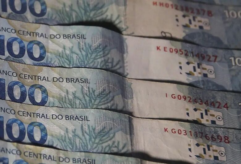 Economia fica estagnada no terceiro trimestre, aponta FGV