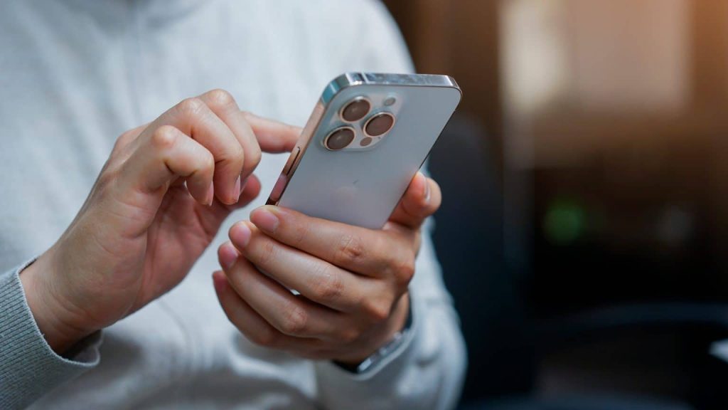 Seu iPhone pode ter um ‘pedacinho’ da Samsung em breve