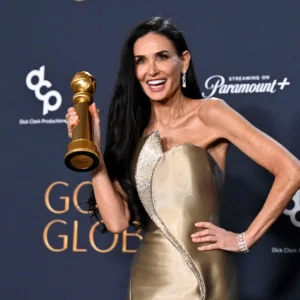 Globo de oro: La emoción de Demi Moore por ganar su primer premio en 45 años de carrera