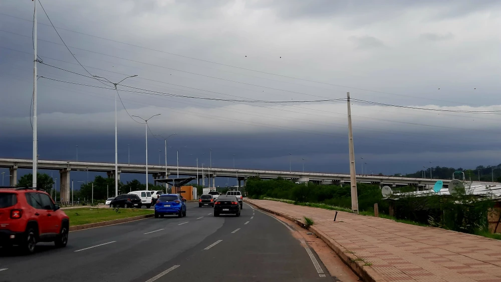 Meteorología amplía su alerta de lluvias y tormentas a 14 departamentos