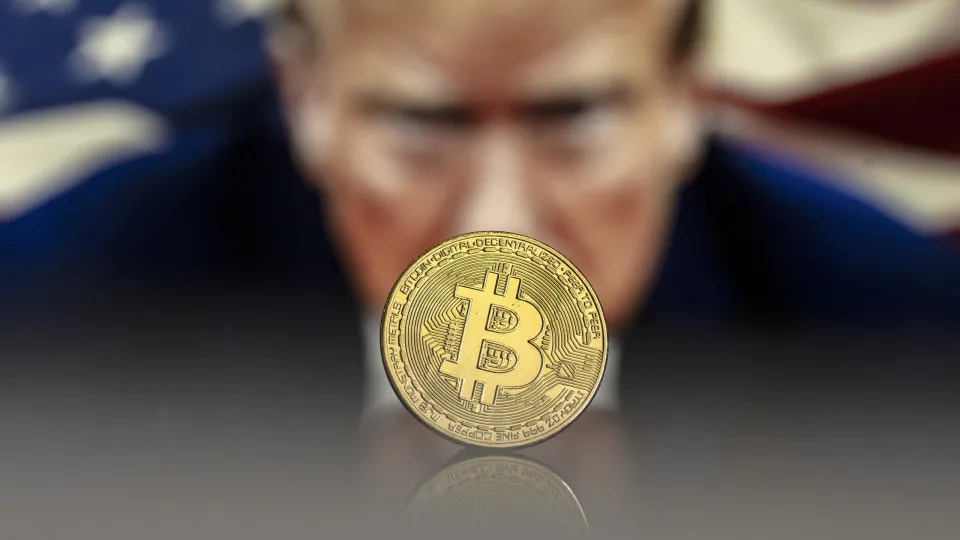 Presidente dos EUA cria reserva estratégica de criptomoeda Bitcoin