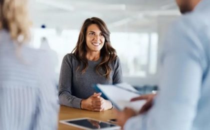 Tres expertos recomiendan qué hacer y qué evitar al usar la IA para buscar trabajo