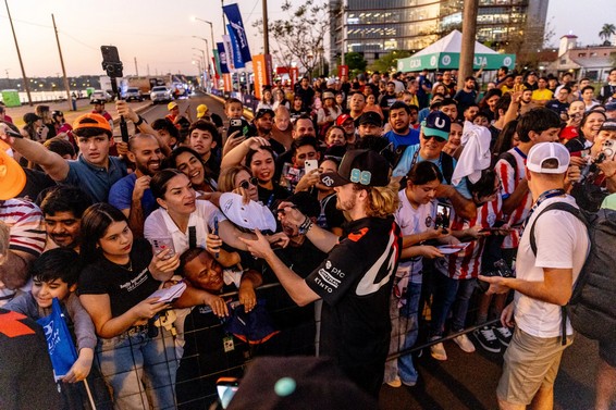 Paraguay se vuelve tendencia de la mano de los corredores del Campeonato Mundial de Rally