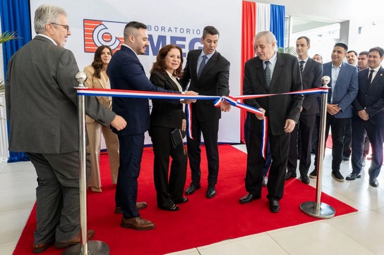 Inversión en nueva planta farmacéutica amplía la capacidad nacional de producción de medicamentos