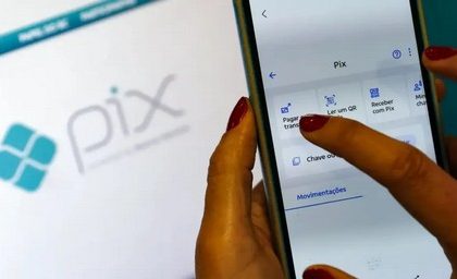 Pix apresenta problemas neste domingo