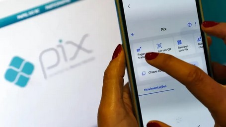 Pix apresenta problemas neste domingo