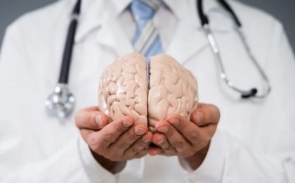 Neurologistas alertam para hábito que envelhece o cérebro mais depressa