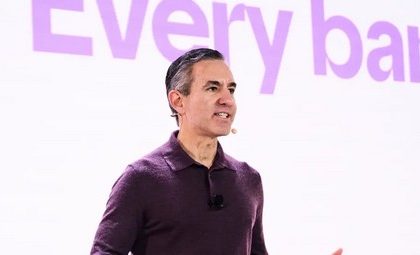 Nubank cae en Wall Street mientras negocia quedarse con un banco digital británico por US$ 13.250 millones