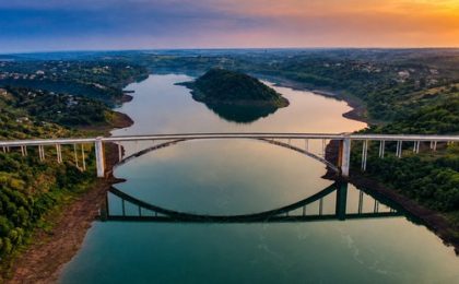 Hasta 8 millones de brasileños llegan a CDE cada año y ahora la ciudad busca dejar atrás el turismo de paso