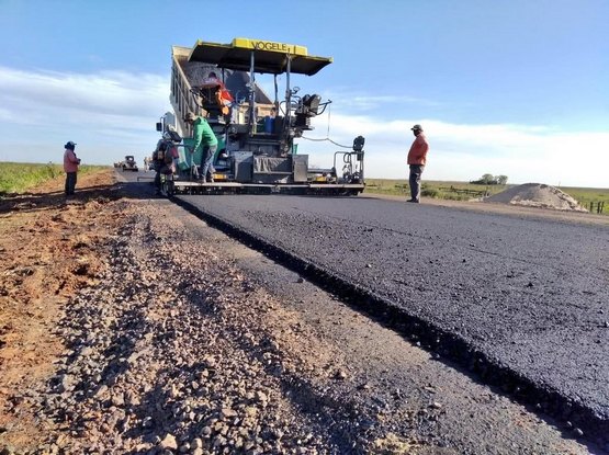 Reprogramación de recursos garantiza financiamiento de nuevas obras públicas en todo el país