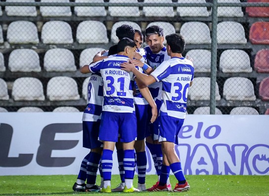 El «Gallo» canta fuerte: 2 de Mayo vence a San Lorenzo y sigue firme en la cima del Clausura