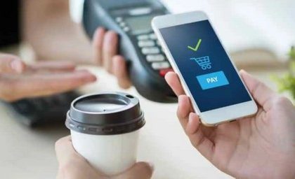 QR y celular son el nuevo centro del ecosistema de pagos en Paraguay