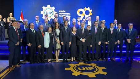 Gobierno lanza línea de crédito de USD 100 millones para la industria