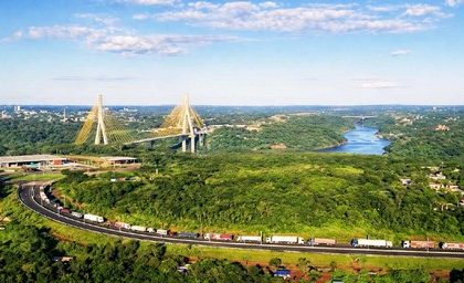 Nuevo puente con Foz oxigenó el transporte pesado en la frontera