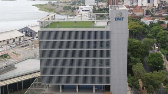 Acuerdo entre DNIT y Bancos, así funcionará el nuevo cruce de datos