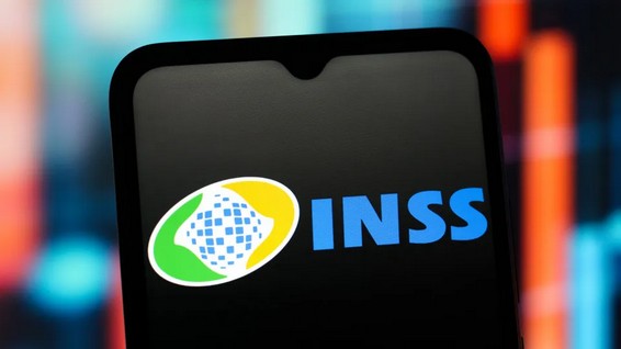 INSS pagará 13º salário para novo grupo de aposentados em 2026: Veja data