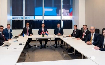 Presidente se reunió con empresarios que proyectan centro de entretenimiento y desarrollo urbano en la Costanera
