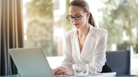 De los primeros pasos al puesto de CEO: qué habilidades necesita un líder en cada etapa de su carrera