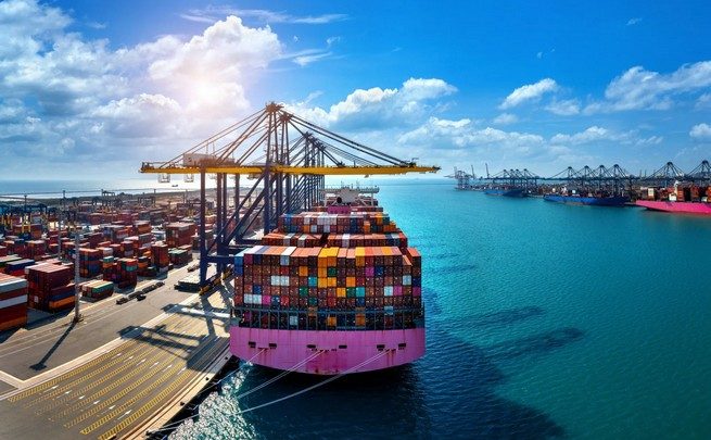 Exportaciones certificadas alcanzan casi USD 940 millones en septiembre, un 15% más que en agosto
