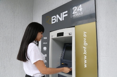 MEF anuncia cronograma de pagos de salarios y beneficios sociales de octubre